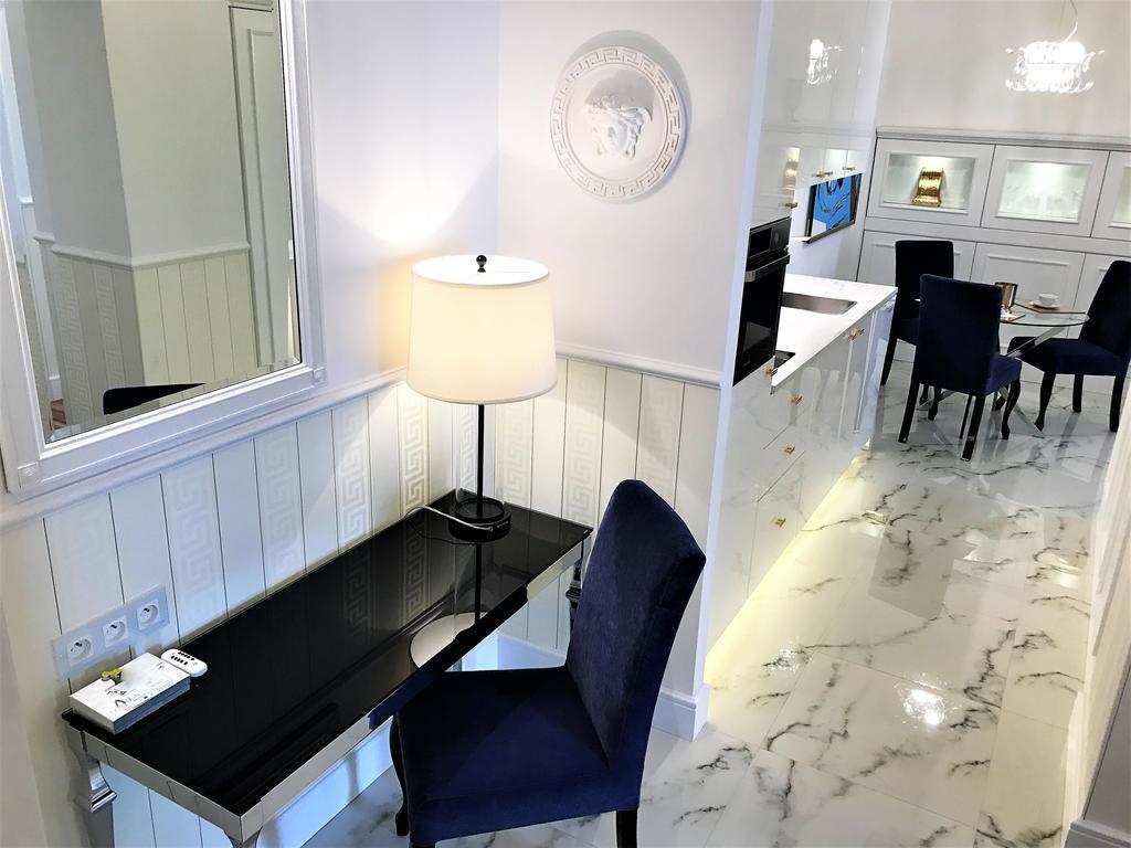 Hotel apartamentowy Luxury & Mondrian Market Square Ii